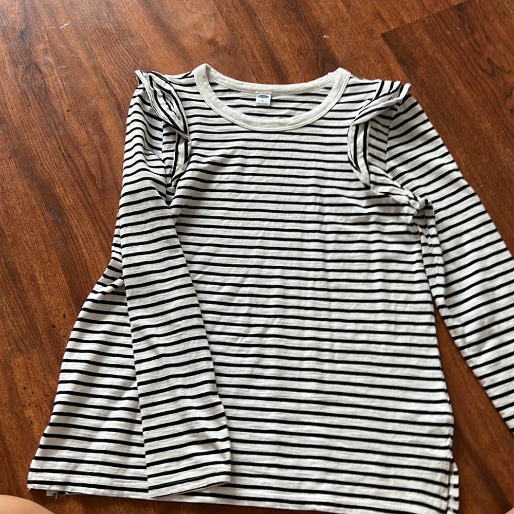 Long sleeve tee